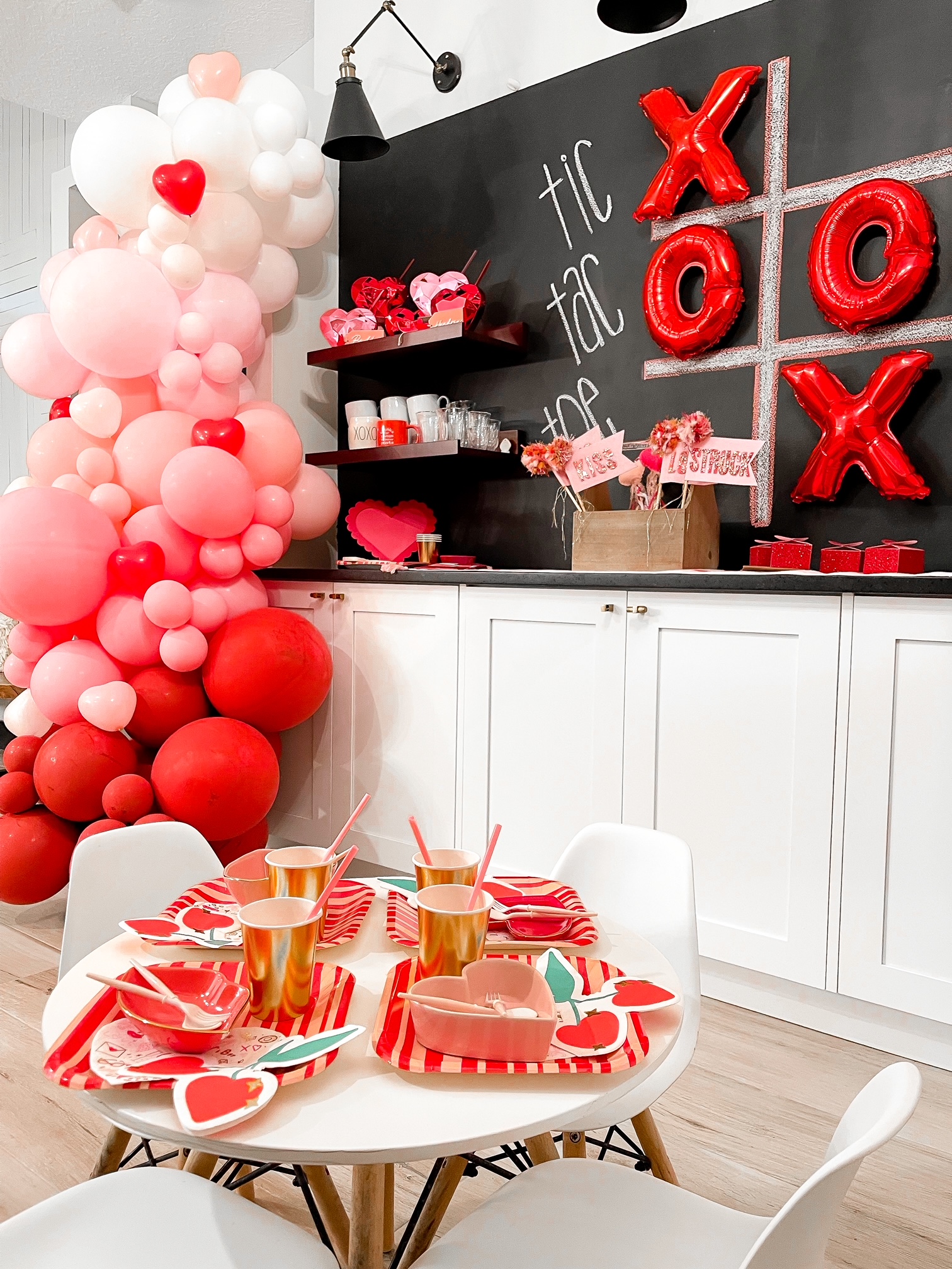 Tic Tac Toe, I Love You So! Valentine’s Party