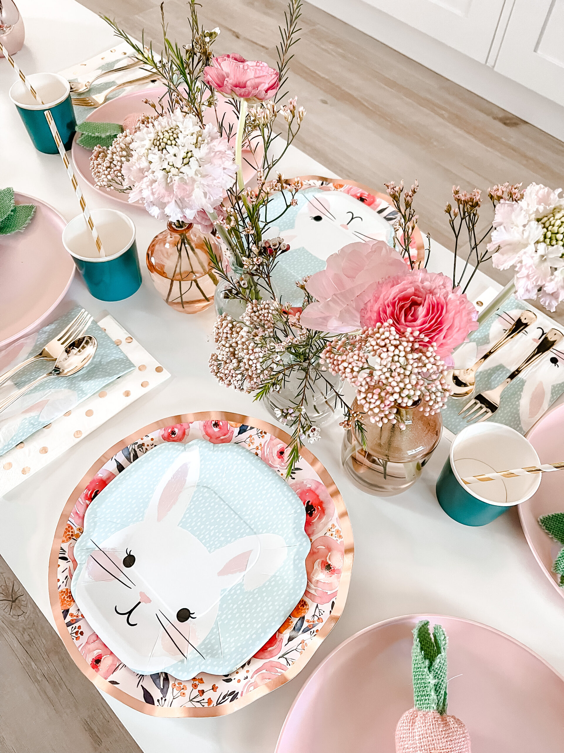 DIY boho picnic table! You’re going to love this hack!