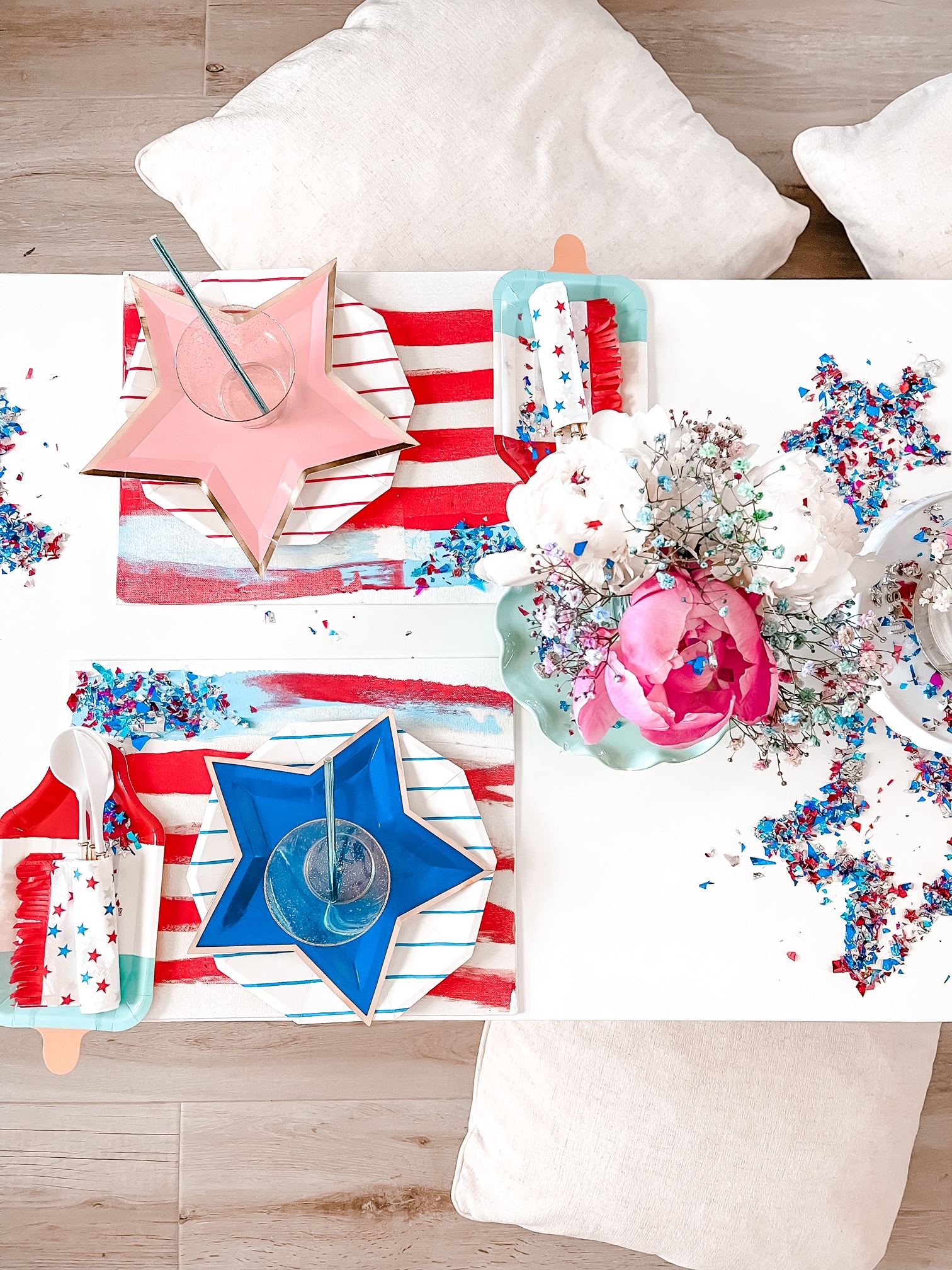 Simple DIY 4th of July painted flag placemat you’ll love!